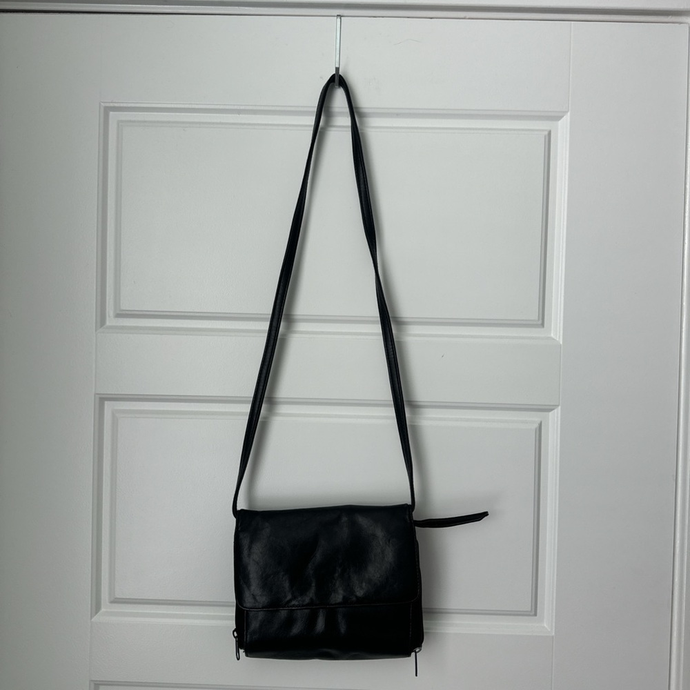 Elegant Black Crossbody Bag